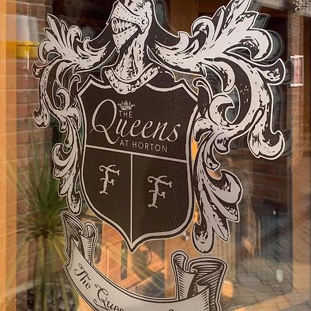 The Queens At Horton Telford Eksteriør bilde